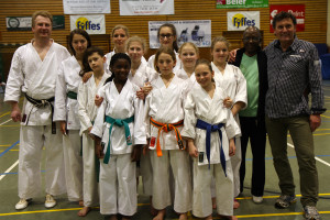 Gruppe Siek 2015 - Bild zum Beitrag "Koshinkan-Lehrgang und Kara-Games in Siek"