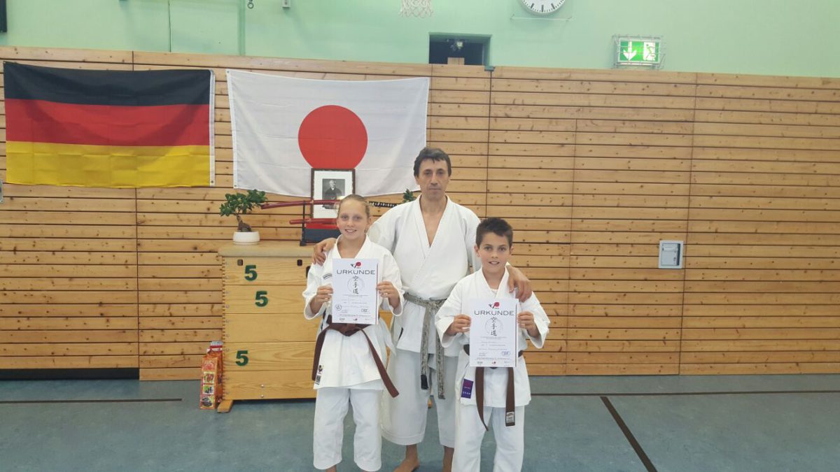 Pruefung Leo Kieron 2016 - Bild zum Beitrag "Lehrgang mit Karamitsos in Ahrensburg"